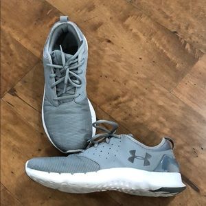 Under armour gray running shoes